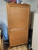 Meubles en bois avec plusieurs étagères et une clé, Enlèvement