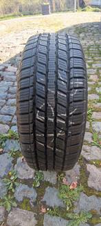 4 pneus.hiver Minerva 215/60R16C, Auto-onderdelen, Banden en Velgen, Ophalen, Gebruikt, Winterbanden, Band(en)