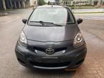 TOYOTA Aygo van 2011 benzine 1.0 cc euro5 zeer proper ,AUX,, Euro 5, 50 kW, Bedrijf, Handgeschakeld