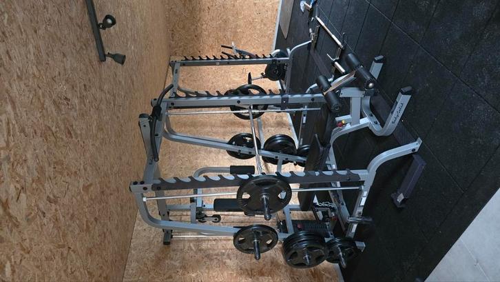 Body solid series 7 Smith machine, Huis en Inrichting, Kasten | Schoenenrekken, Zo goed als nieuw, Ophalen of Verzenden