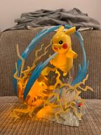 Pikachu Deluxe Collector Statue - Light FX, Verzamelen, Ophalen, Zo goed als nieuw