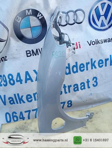 Porsche 9J1 Taycan Scherm Rechts Voorscherm Zijscherm beschikbaar voor biedingen