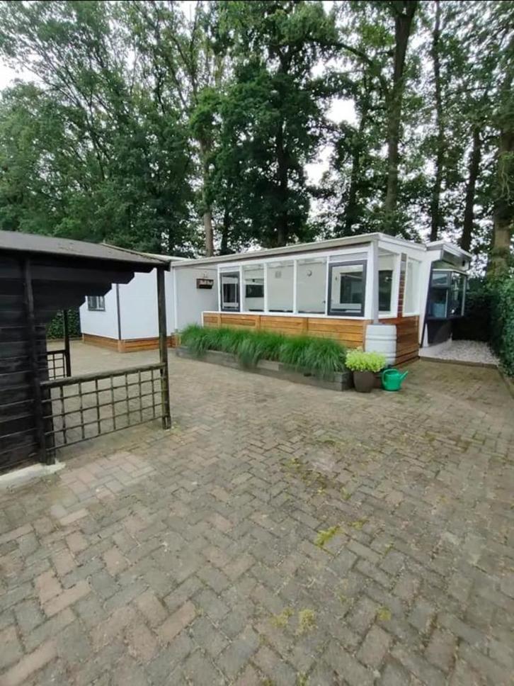 Chalet Te Koop in Haaksbergen, Twente, Nederland, Caravans en Kamperen, Stacaravans, tot en met 5, Ophalen