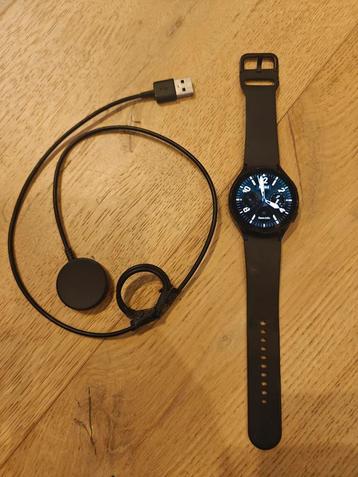 Samsung Galaxy Watch 4 44mm zwart beschikbaar voor biedingen