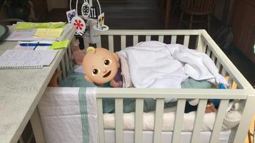 Babypark op wieltjes beschikbaar voor biedingen