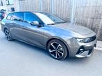 Opel Astra Sports Tourer GS - automaat - 9500km / 1 jaar oud, Auto's, Opel, 1199 cc, Parkeersensor, Leder en Stof, 96 kW