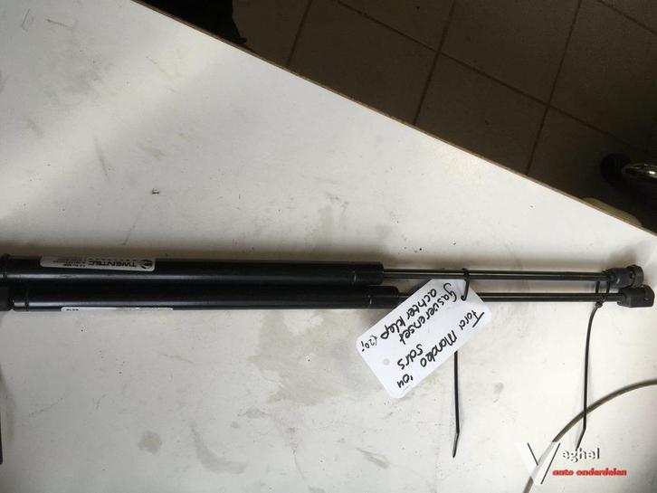 Ford Mondeo '04 Gasverenset achterklep, Auto-onderdelen, Carrosserie, Gebruikt, Ophalen of Verzenden