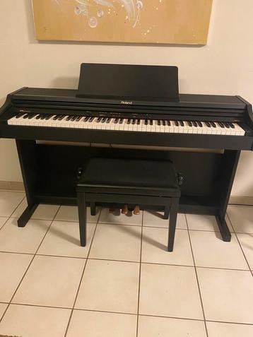 Roland RP‑201 digitaal piano met kruk – goed onderhouden, Enlèvement, Noir, Piano, Digital