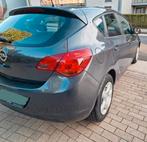 OPEL ASTRA 1,4 cc BENZINE Euro 5 uit 2010, Auto's, Opel, Euro 5, 1398 cc, Handgeschakeld, Particulier