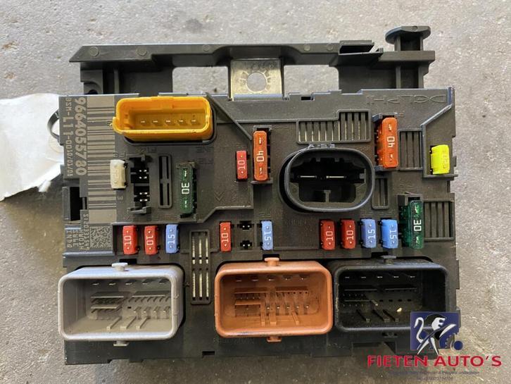 Zekeringkast Peugeot / Citroën 6500FH 9664055780, Auto-onderdelen, Elektronica en Kabels, Peugeot, Gebruikt, Ophalen of Verzenden
