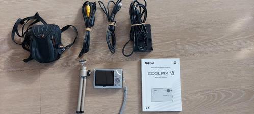 Nikon digitale camera S9 met alle toebehoren, Audio, Tv en Foto, Fotocamera's Digitaal, Zo goed als nieuw, Compact, Nikon, Ophalen