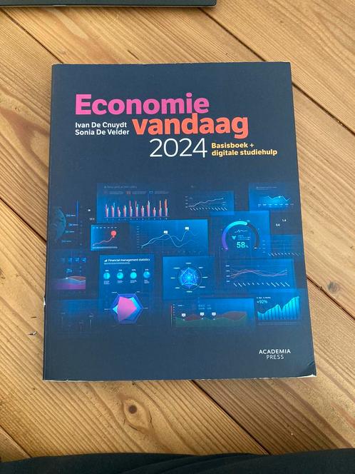 Ivan De Cnuydt - Economie Vandaag 2024, Boeken, Economie, Management en Marketing, Gelezen, Ophalen of Verzenden