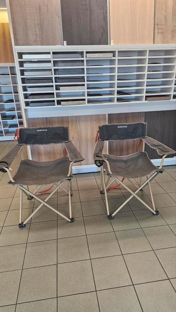 Vouwstoelen beschikbaar voor biedingen