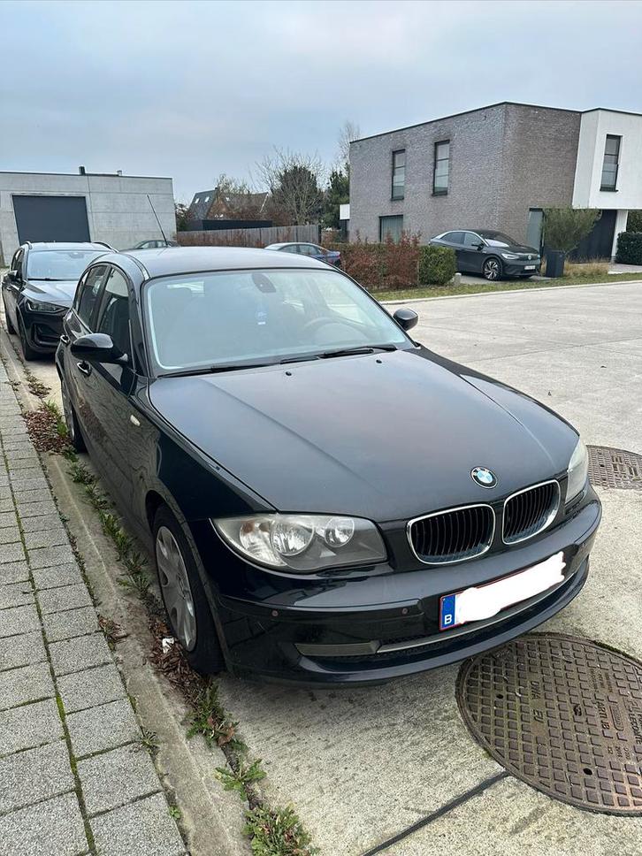 2007 BMW 118i Automaat *Export*, Auto's, BMW, Particulier, 1 Reeks, ABS, Airbags, Airconditioning, Bluetooth, Boordcomputer, Centrale vergrendeling