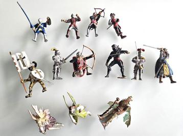 lot met 25 Schleich en Papo figuren beschikbaar voor biedingen