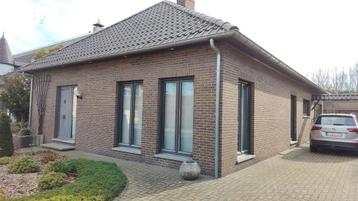 PVC ramen. (4 stuks. - 2 maten) beschikbaar voor biedingen