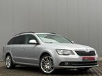 Skoda Superb SW 1.6 TDi Pano Cruise Navi Elek.Zetels Euro5, Auto's, Voorwielaandrijving, Euro 5, 4 cilinders, Leder en Stof