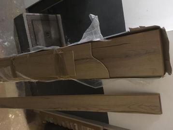 Parquet laminé 6 plancehes + chutes beschikbaar voor biedingen