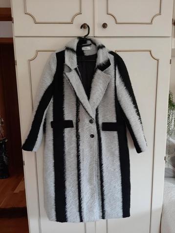 Manteau nouvelle taille 38/40, Enlèvement, Neuf, Taille 38/40 (M)