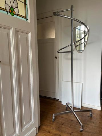 Portant vêtement, Utilisé, Métal, Portemanteau sur pied, 150 à 200 cm