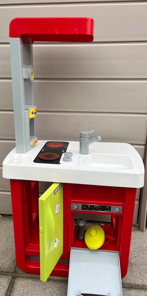 Kitchenette Smoby avec ustensiles de cuisine, Enfants & Bébés, Jouets | Jouer aux cuisines, Comme neuf, Enlèvement