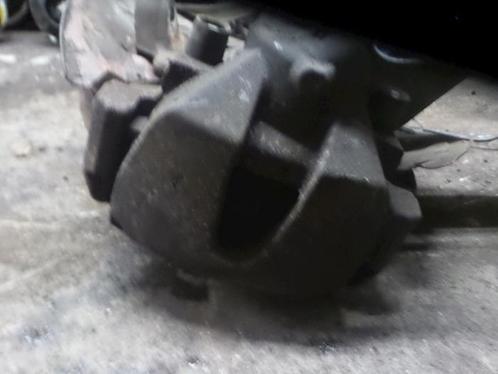 Remklauw (Tang) links-voor van een Volvo V50, Auto-onderdelen, Remmen en Aandrijving, Volvo, Gebruikt, 3 maanden garantie, Ophalen of Verzenden