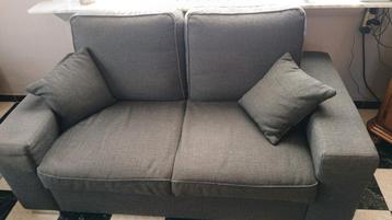 Gratis 2 en 3 zit beschikbaar voor biedingen