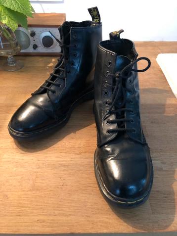 DR MARTENS BOOTS BOTTINES UK MADE 44 UK 10 ZWART beschikbaar voor biedingen