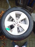 Winterbanden + velgen Skoda Octavia 205/60-R16, Auto-onderdelen, Banden en Velgen, Ophalen, Gebruikt, 16 inch, Banden en Velgen