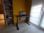 Autonomous standing desk, Huis en Inrichting, Bureaus, Ophalen, Gebruikt