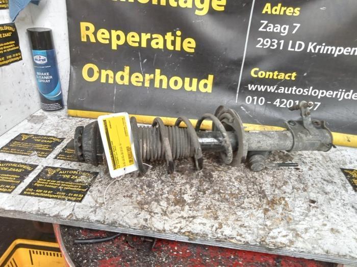 Barre amortisseur avant droit d'un Kia Picanto, Autos : Pièces & Accessoires, Suspension & Châssis, Kia, Utilisé, 3 mois de garantie