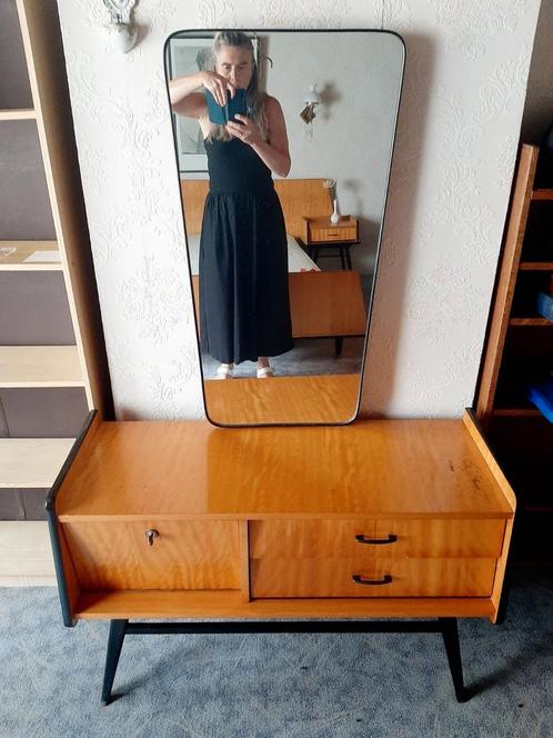Vintage slaapkamer jaren 50 à 60. Unieke kans!, Antiek en Kunst, Curiosa en Brocante, Ophalen