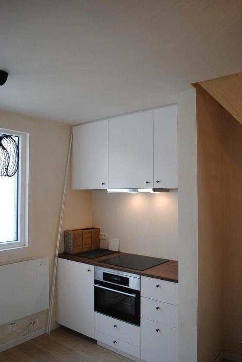 Gerenoveerde en verhuurde arbeiderswoning, Immo, Huizen en Appartementen te koop, Provincie West-Vlaanderen, tot 200 m², Tussenwoning