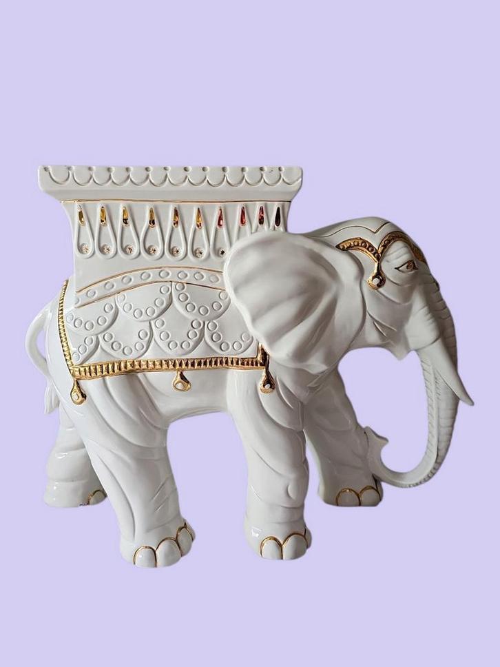 Italiaanse keramieke olifant/plantentafeltje, Antiek en Kunst, Curiosa en Brocante, Ophalen of Verzenden