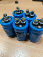 Elektrolytische condensatoren, Hobby en Vrije tijd, Elektronica-componenten, Ophalen of Verzenden, Zo goed als nieuw