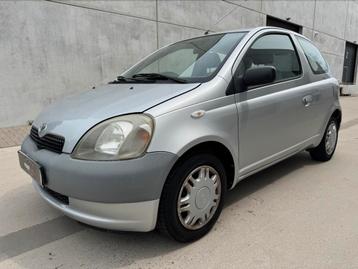 Toyota Yaris 1.0i VVT-i 16V beschikbaar voor biedingen