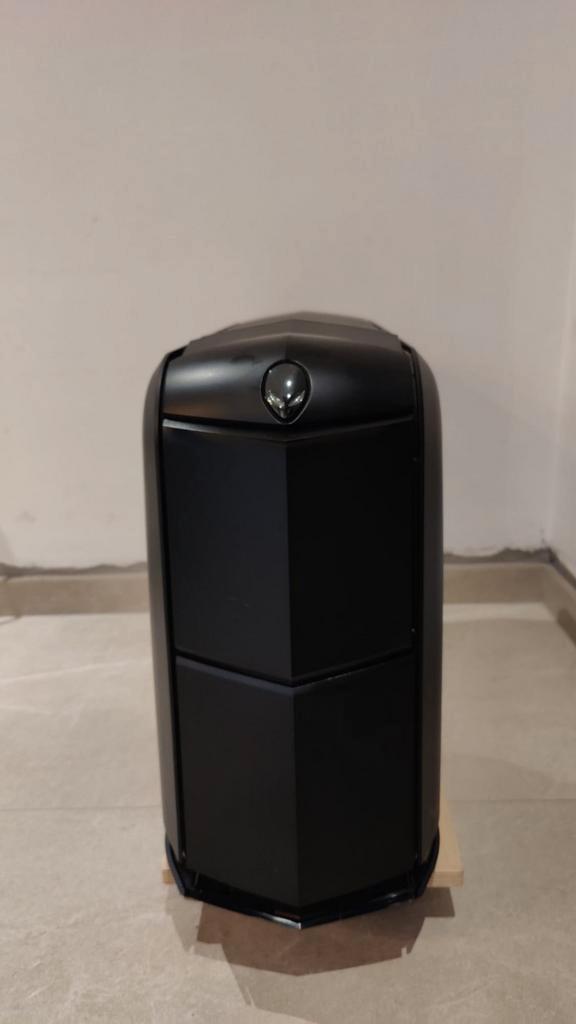Alienware (Dell) Aurora R4 Gaming Desktop, Computers en Software, Desktop Pc's, Zo goed als nieuw, HDD, Ophalen