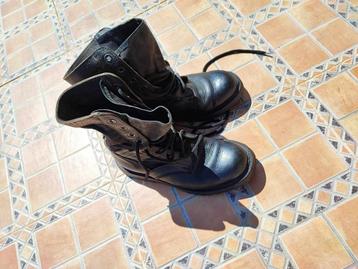 combatshoes maat 42 beschikbaar voor biedingen