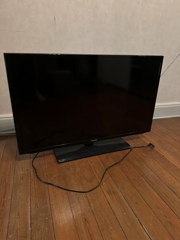 Samsung Smart TV 40” – Werkt nog prima beschikbaar voor biedingen
