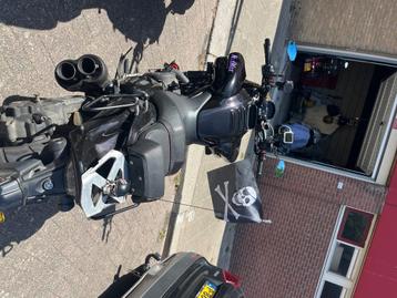 yamaha vmax verzamelling  beschikbaar voor biedingen