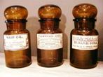 Trio d’anciennes bouteilles apothicaires en verre ambré, Enlèvement ou Envoi