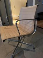 Eames Aluminium Chair,Vitra, Huis en Inrichting, Overige materialen, Design, Gebruikt, Eén