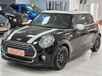 MINI Cooper 1.5i Toit Panoramique Gps Sensor SIEGES Chauffan, Auto's, Mini, 100 kW, Gebruikt, 136 pk, Zwart