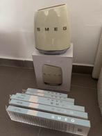 Smeg messenblok crème incl messen, Huis en Inrichting, Ophalen, Zo goed als nieuw