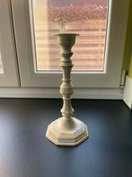 Kandelaar, Enlèvement