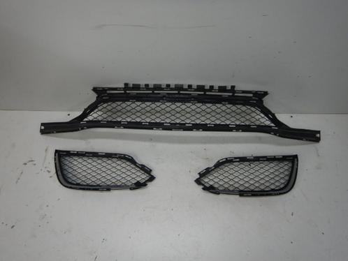 Mercedes-Benz C-Klasse W205 AMG Inleg Voorbumper Inlegset, Auto-onderdelen, Carrosserie, Bumper, Mercedes-Benz, Gebruikt, Ophalen of Verzenden