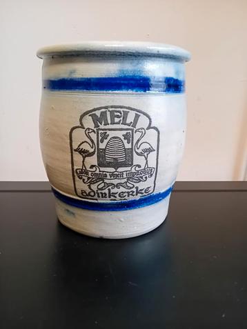 Meli honingpot beschikbaar voor biedingen