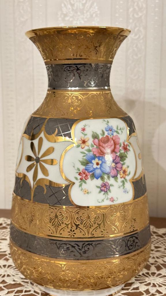 Bohemian porseleinen vaas, Antiquités & Art, Antiquités | Vases, Enlèvement