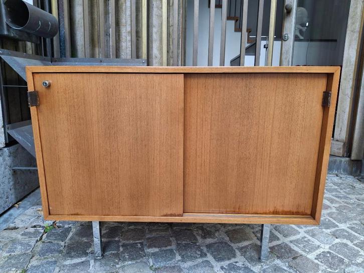 Florence Knoll dressoir jaren ’60, Huis en Inrichting, Kasten | Dressoirs, Gebruikt, 50 tot 100 cm, 25 tot 50 cm, Met plank(en)