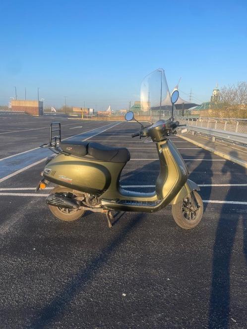 GTS Toscana Exclusive 50cc – Olive Green Mat met windscherm, Fietsen en Brommers, Scooters | Vespa, Nieuw, Overige modellen, Klasse B (45 km/u)